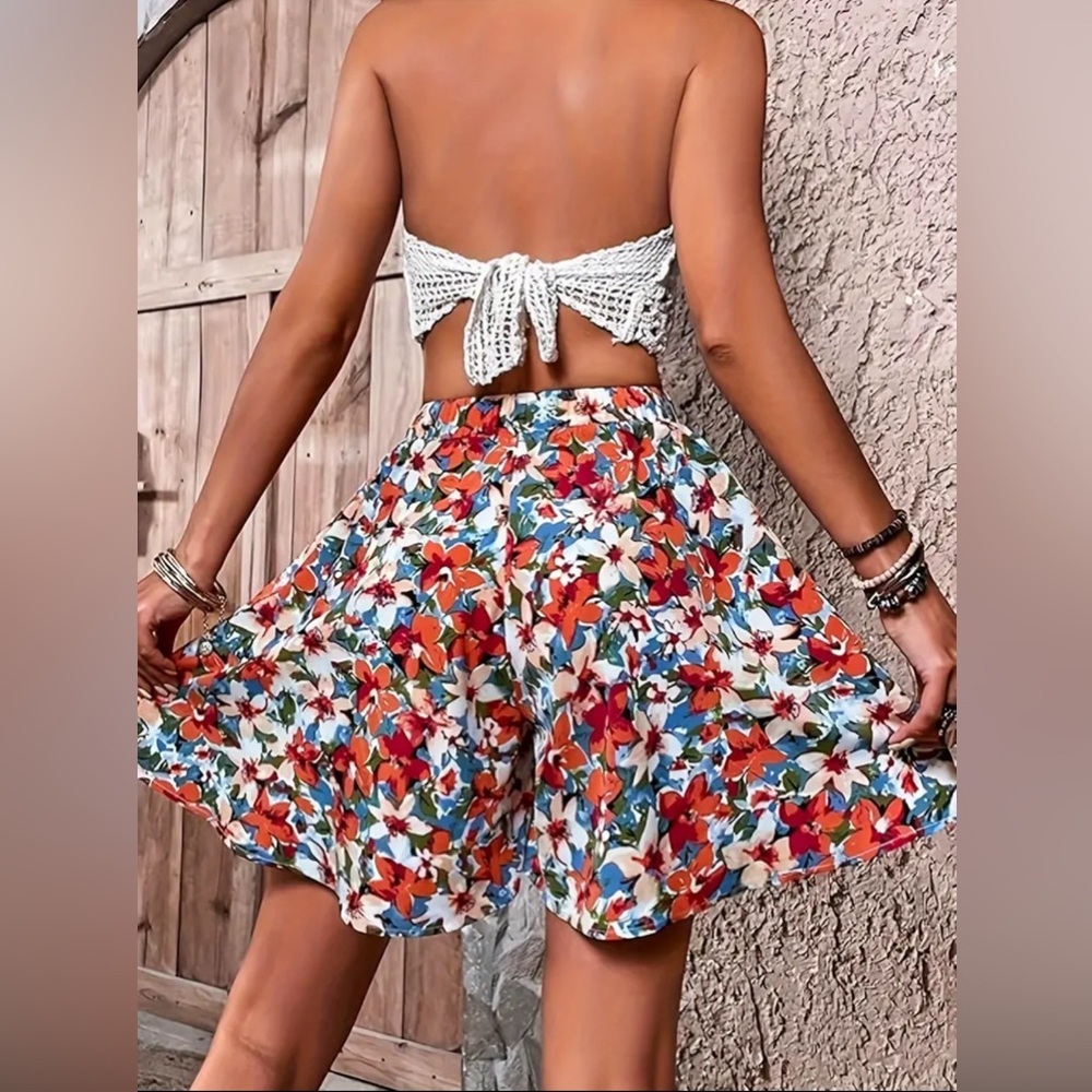 Floral - Boho - Ruffle Shorts - Picture 3 of 3